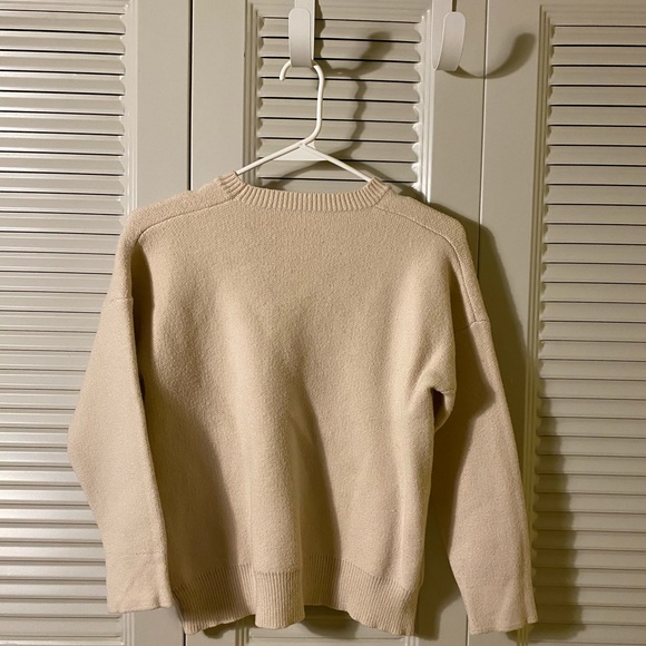 Cream sweater - Picture 3 of 3